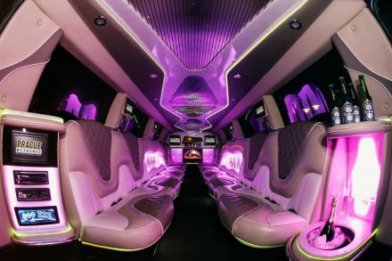 Enjoy the luxury of our limos